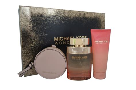 Amazon.com: Michael Kors Wonderlust Lotion